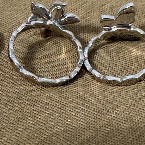 The Mariah Carey Collection Set of 4 Flower and Butterfly rings. Size5. Pink New - Picture 6 of 9